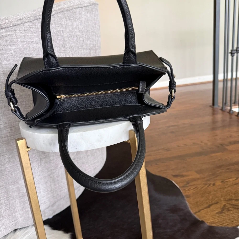 Classic Black Leather Dome Satchel - Unbranded( Banana Republic Factory)